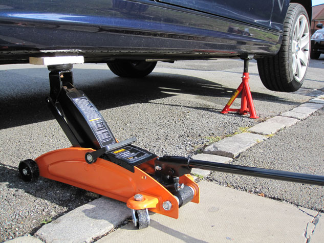 BMW Trolley Jack